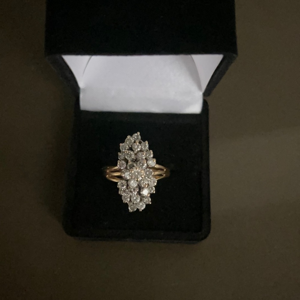 14k Diamond cluster ring
